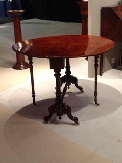 Lovely 19thC burr walnut sutherland table