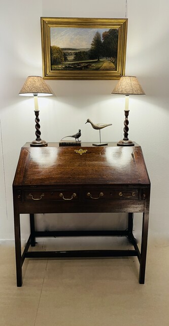 A Beautiful English 18th Century Georgian Clerks Desk / Bureau.