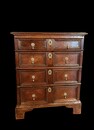 A Beautiful English Charles II (1660-1685 )Oak Chest of Drawers. 17th. Century.