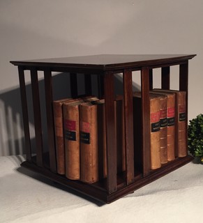 A Beautiful English Edwardian Mahogany Mini-Revolving Bookcase.