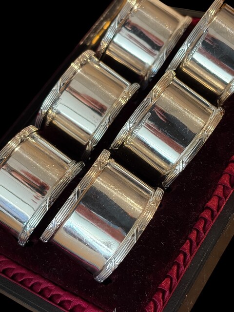 A Set of Six English Silver-Plated Napkin Rings, late victorian.Ca 1890