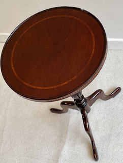 A Very Nice English Edwardian Mahogany Wine Tasting  Table Having a Satin Wood Inlay .