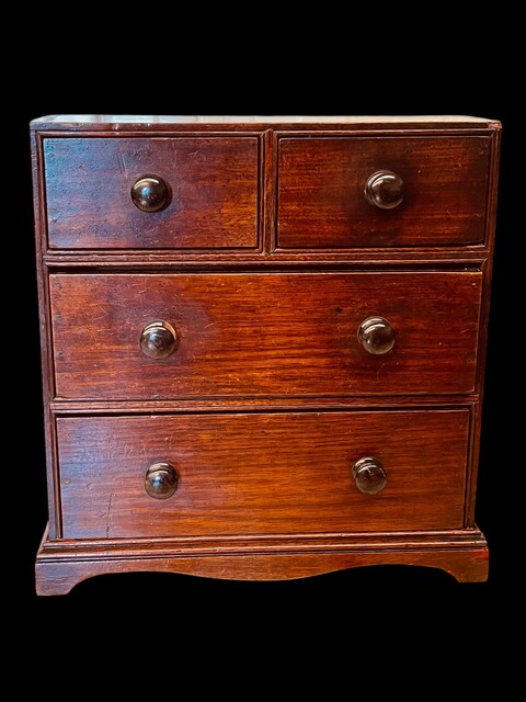 An English 19th Century Mahogany Apprentice Piece ' Chest of Drawers '.
