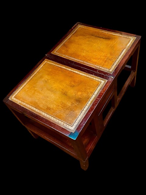 An English 19th Century Mahogany Metamorphic library steps / Coffee table