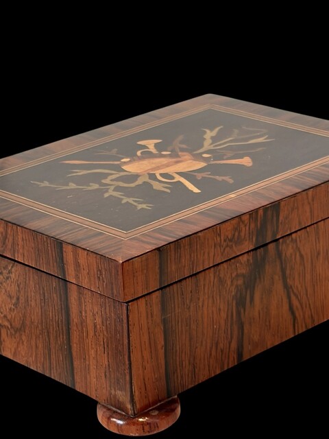 An English 19th Century Rosewood Music Box.