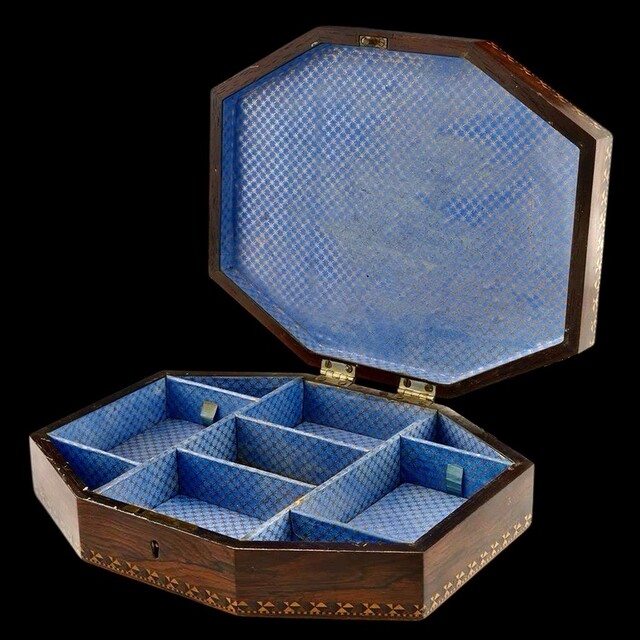 An English 19th Century Tunbridge Ware Octagonal Box with Cube Work and Geometric Stickwear. Ca 1840