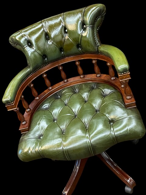 An English Antique Revolving Captains / Desk Chair. Reclining and adjustable in height.