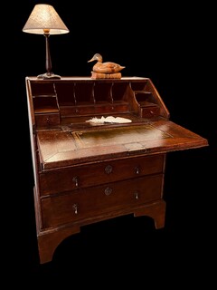 An English early 18th Century Oak Bureau. Small Proportions.
