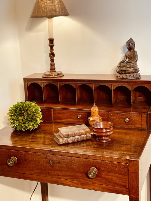 An English Early 19th Century  ' Regency ' Small Bureau / Desk.