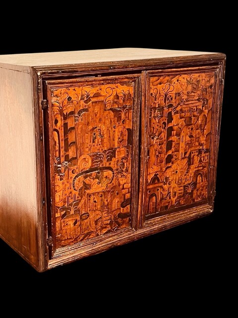 An Exceptional 18th Century South German / Augsburg or North Italian Table Cabinet.