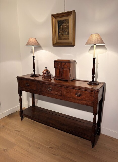 Welsh Oak Low Dresser with Potboard Wales, late 18th century
